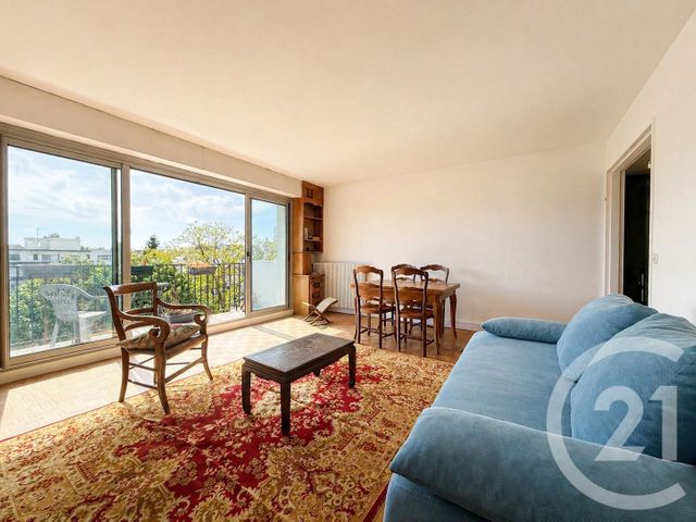 Appartement F2 à vendre ST MAUR DES FOSSES