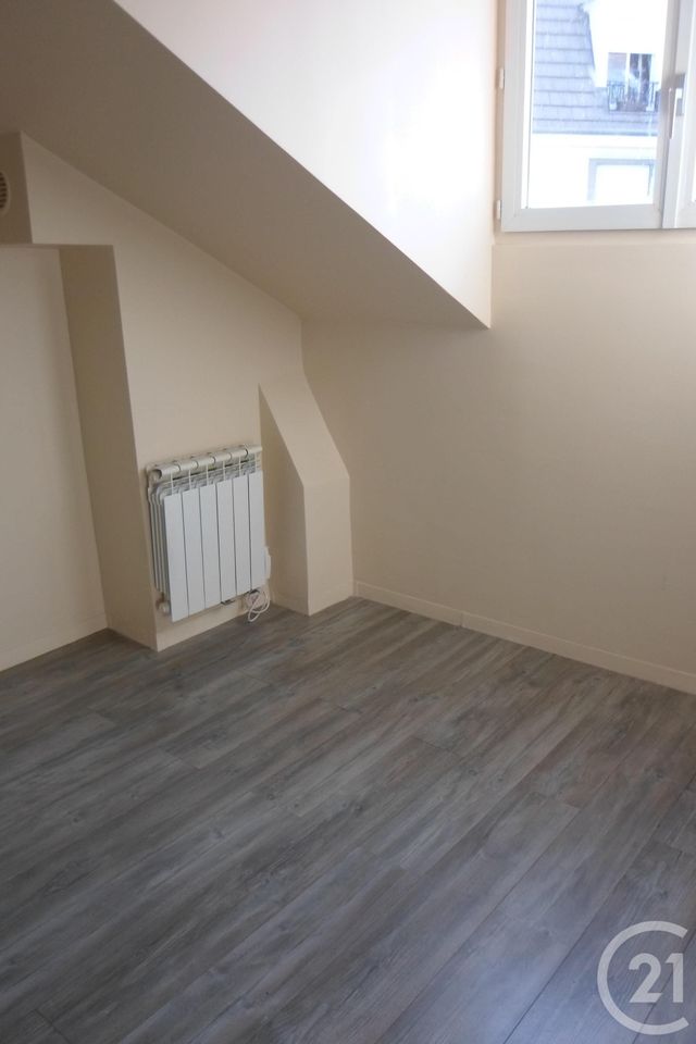 Afficher la photo en grand Appartement F2 à louer - 2 pièces - 24.57 m2 - ST MAUR DES FOSSES - 94 - ILE-DE-FRANCE - Century 21 Concordance Immobilier