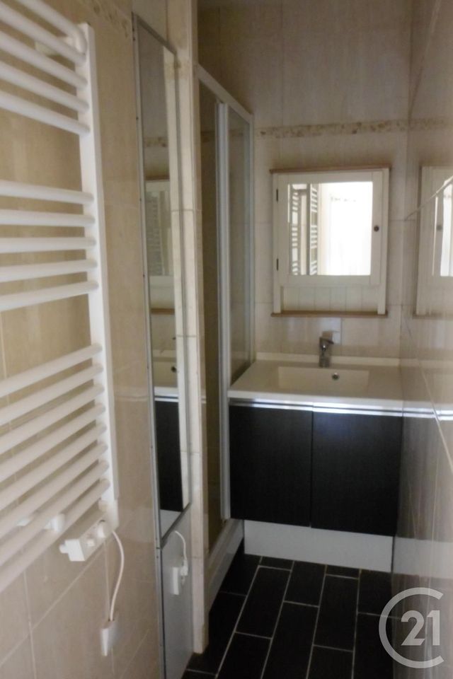 Afficher la photo en grand Appartement F2 à louer - 2 pièces - 24.57 m2 - ST MAUR DES FOSSES - 94 - ILE-DE-FRANCE - Century 21 Concordance Immobilier