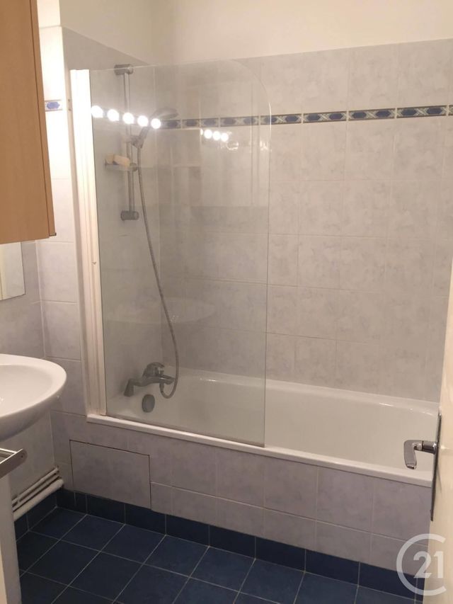 Afficher la photo en grand Appartement F2 à louer - 2 pièces - 40.44 m2 - ST MAUR DES FOSSES - 94 - ILE-DE-FRANCE - Century 21 Concordance Immobilier