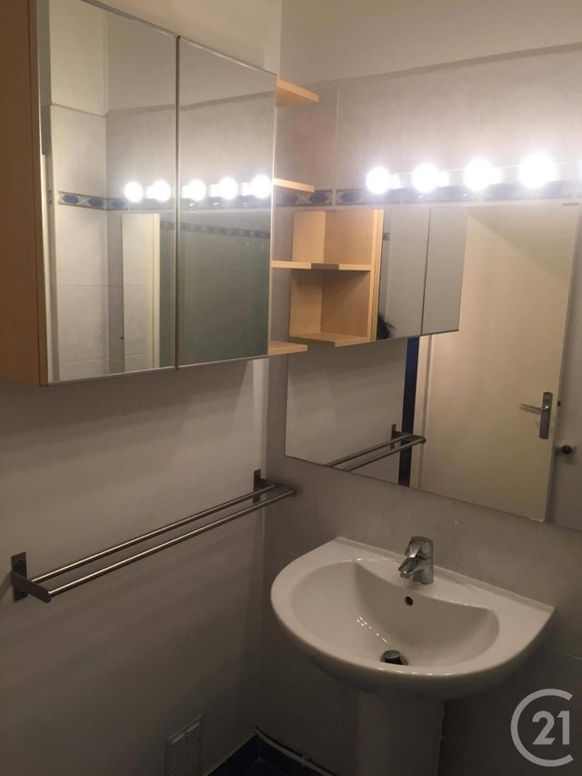Afficher la photo en grand Appartement F2 à louer - 2 pièces - 40.44 m2 - ST MAUR DES FOSSES - 94 - ILE-DE-FRANCE - Century 21 Concordance Immobilier