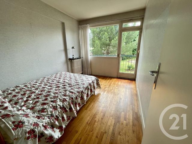 Afficher la photo en grand Appartement F4 à vendre - 4 pièces - 68.0 m2 - ST MAUR DES FOSSES - 94 - ILE-DE-FRANCE - Century 21 Concordance Immobilier