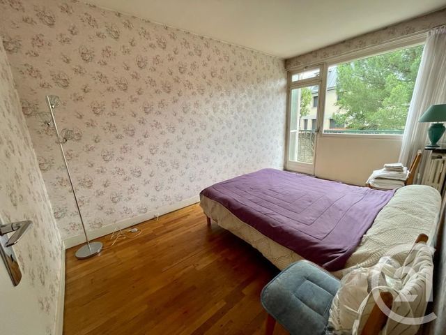 Afficher la photo en grand Appartement F4 à vendre - 4 pièces - 68.0 m2 - ST MAUR DES FOSSES - 94 - ILE-DE-FRANCE - Century 21 Concordance Immobilier