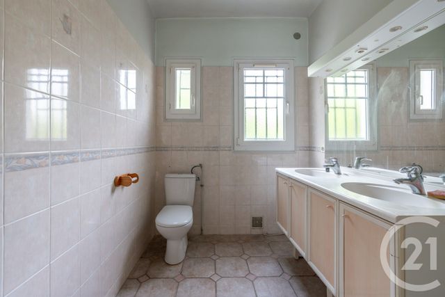 maison à vendre - 5 pièces - 100.0 m2 - ST MAUR DES FOSSES - 94 - ILE-DE-FRANCE - Century 21 Concordance Immobilier