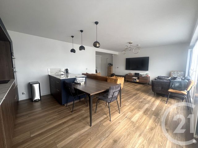 Appartement F4 à vendre - 4 pièces - 81.84 m2 - LA VARENNE ST HILAIRE - 94 - ILE-DE-FRANCE - Century 21 Concordance Immobilier