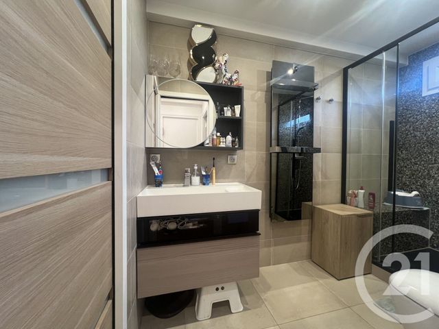 Appartement F4 à vendre - 4 pièces - 81.84 m2 - LA VARENNE ST HILAIRE - 94 - ILE-DE-FRANCE - Century 21 Concordance Immobilier