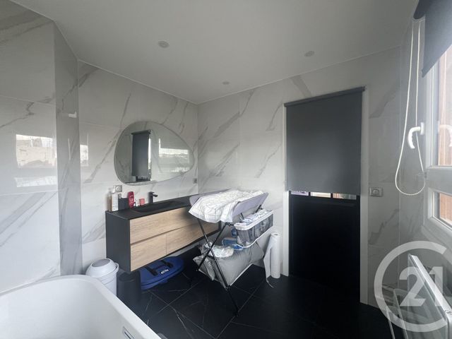 Appartement F4 à vendre - 4 pièces - 81.84 m2 - LA VARENNE ST HILAIRE - 94 - ILE-DE-FRANCE - Century 21 Concordance Immobilier