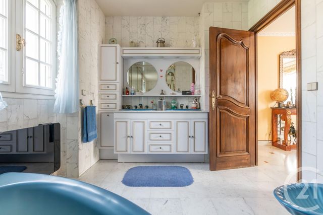 maison à vendre - 6 pièces - 220.98 m2 - ST MAUR DES FOSSES - 94 - ILE-DE-FRANCE - Century 21 Concordance Immobilier