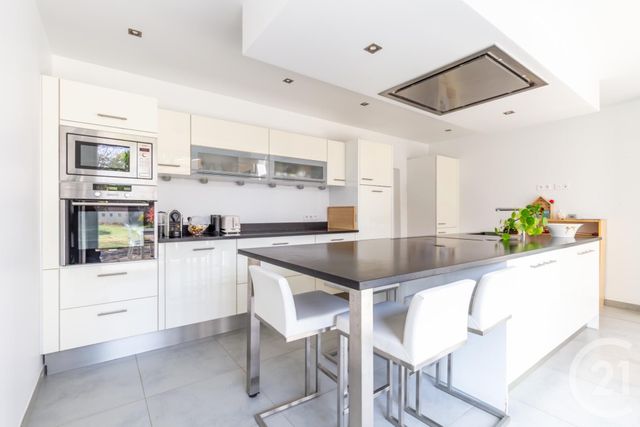 maison à vendre - 8 pièces - 204.01 m2 - LA VARENNE ST HILAIRE - 94 - ILE-DE-FRANCE - Century 21 Concordance Immobilier