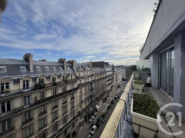  - PARIS - 
