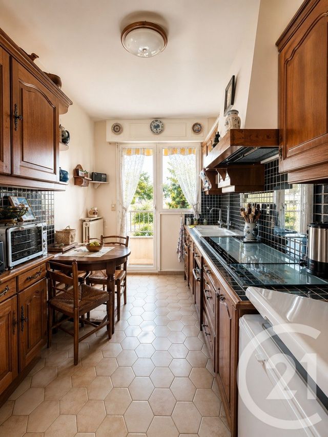Appartement F5 à vendre - 5 pièces - 96.0 m2 - ST MAUR DES FOSSES - 94 - ILE-DE-FRANCE - Century 21 Concordance Immobilier