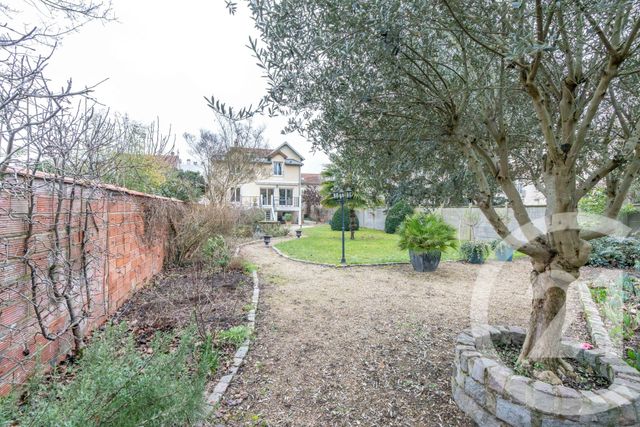 maison à vendre - 8 pièces - 217.87 m2 - ST MAUR DES FOSSES - 94 - ILE-DE-FRANCE - Century 21 Concordance Immobilier