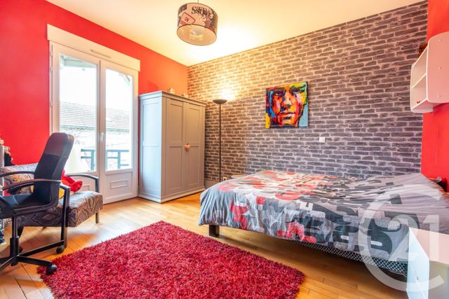 maison à vendre - 8 pièces - 217.87 m2 - ST MAUR DES FOSSES - 94 - ILE-DE-FRANCE - Century 21 Concordance Immobilier