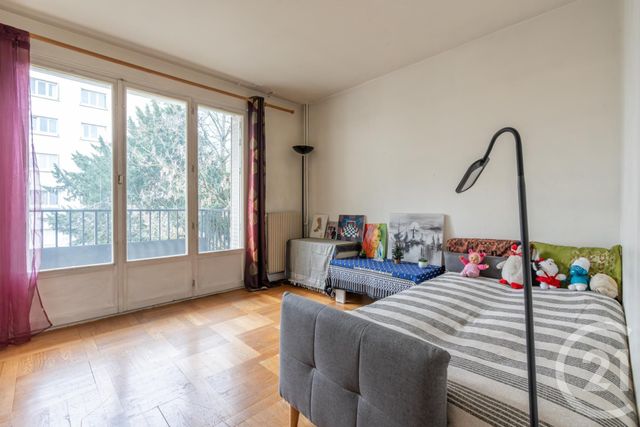 Afficher la photo en grand Appartement F4 à vendre - 4 pièces - 87.51 m2 - ST MAUR DES FOSSES - 94 - ILE-DE-FRANCE - Century 21 Concordance Immobilier