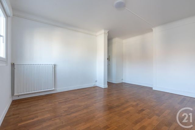 Afficher la photo en grand Appartement F1 à vendre - 1 pièce - 31.41 m2 - ST MAUR DES FOSSES - 94 - ILE-DE-FRANCE - Century 21 Concordance Immobilier