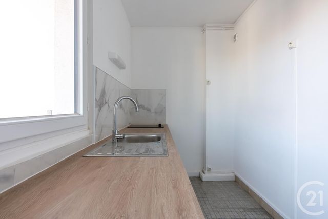 Afficher la photo en grand Appartement F1 à vendre - 1 pièce - 31.41 m2 - ST MAUR DES FOSSES - 94 - ILE-DE-FRANCE - Century 21 Concordance Immobilier