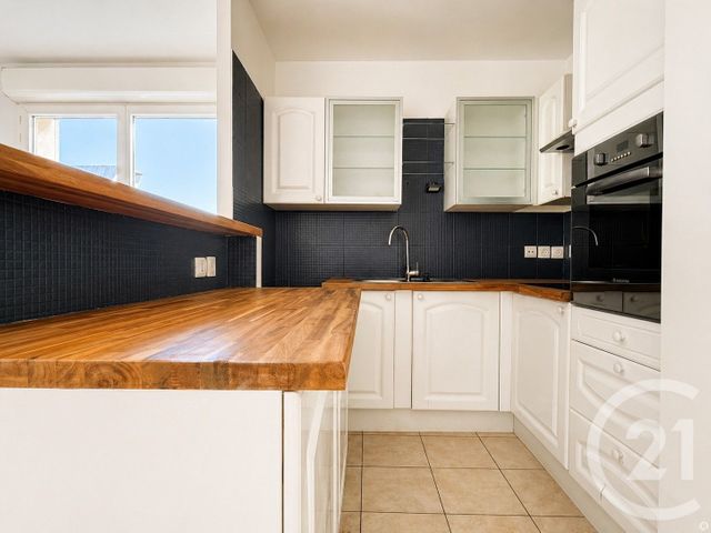 Appartement F3 à vendre - 3 pièces - 63.03 m2 - ST MAUR DES FOSSES - 94 - ILE-DE-FRANCE - Century 21 Concordance Immobilier