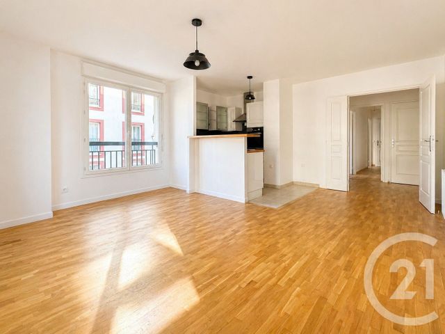 Appartement F3 à vendre ST MAUR DES FOSSES