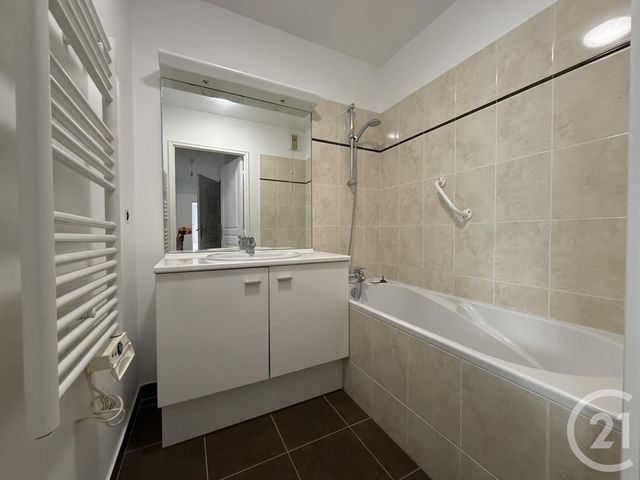 Appartement F3 à vendre - 3 pièces - 63.03 m2 - ST MAUR DES FOSSES - 94 - ILE-DE-FRANCE - Century 21 Concordance Immobilier