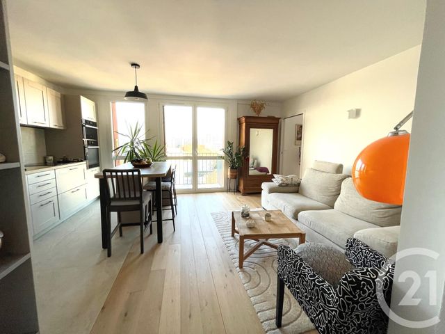 Appartement F3 à louer - 3 pièces - 55.0 m2 - ST MAUR DES FOSSES - 94 - ILE-DE-FRANCE - Century 21 Concordance Immobilier