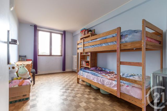 Appartement F4 à vendre - 4 pièces - 88.49 m2 - ST MAUR DES FOSSES - 94 - ILE-DE-FRANCE - Century 21 Concordance Immobilier