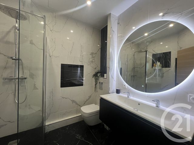 Afficher la photo en grand Appartement Duplex à vendre - 5 pièces - 92.75 m2 - LA VARENNE ST HILAIRE - 94 - ILE-DE-FRANCE - Century 21 Concordance Immobilier