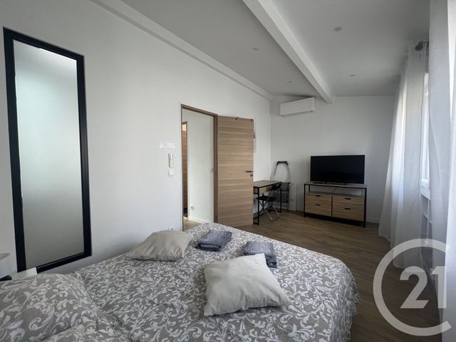 Afficher la photo en grand Appartement Duplex à vendre - 5 pièces - 92.75 m2 - LA VARENNE ST HILAIRE - 94 - ILE-DE-FRANCE - Century 21 Concordance Immobilier