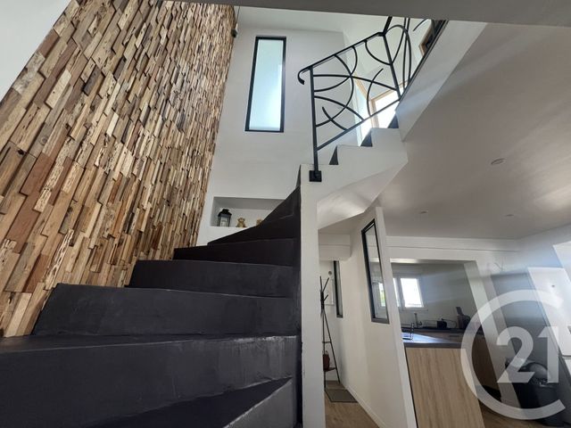 Afficher la photo en grand Appartement Duplex à vendre - 5 pièces - 92.75 m2 - LA VARENNE ST HILAIRE - 94 - ILE-DE-FRANCE - Century 21 Concordance Immobilier