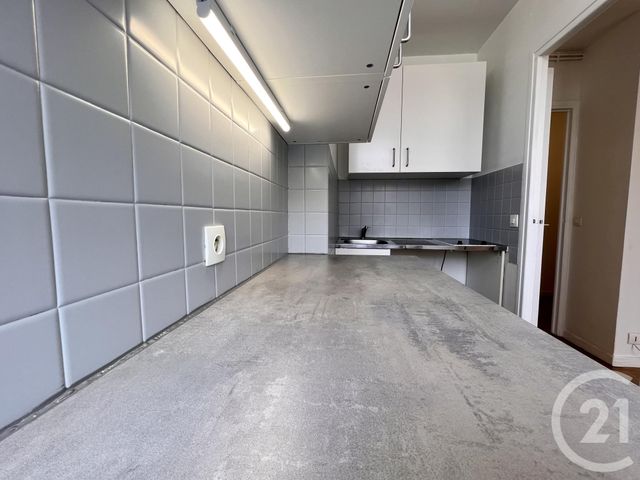 Appartement Studio à louer - 1 pièce - 24.76 m2 - LA VARENNE ST HILAIRE - 94 - ILE-DE-FRANCE - Century 21 Concordance Immobilier