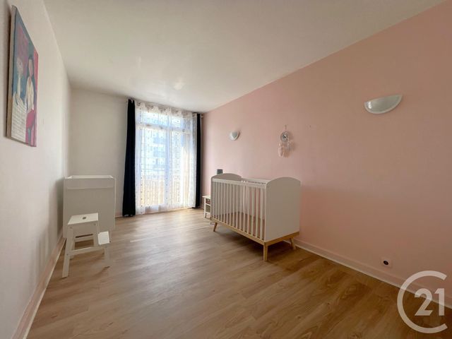 Appartement F3 à vendre - 3 pièces - 66.58 m2 - ST MAUR DES FOSSES - 94 - ILE-DE-FRANCE - Century 21 Concordance Immobilier