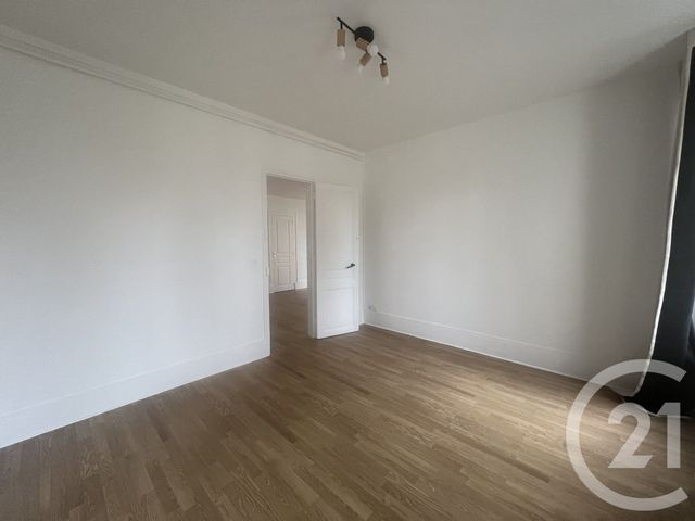 Appartement F3 à louer - 3 pièces - 43.01 m2 - ST MAUR DES FOSSES - 94 - ILE-DE-FRANCE - Century 21 Concordance Immobilier