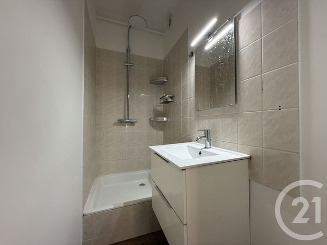 Appartement F3 à louer - 3 pièces - 43.01 m2 - ST MAUR DES FOSSES - 94 - ILE-DE-FRANCE - Century 21 Concordance Immobilier