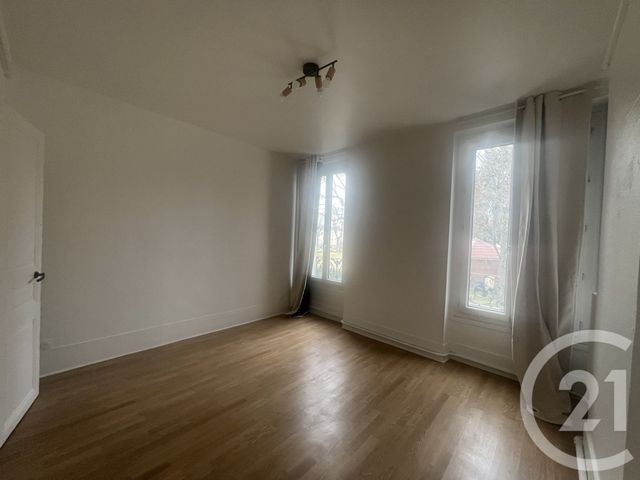 Appartement F3 à louer - 3 pièces - 43.01 m2 - ST MAUR DES FOSSES - 94 - ILE-DE-FRANCE - Century 21 Concordance Immobilier