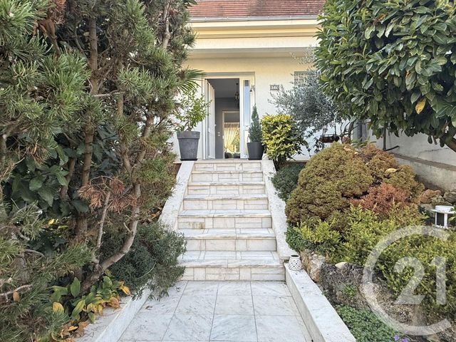 maison à vendre - 6 pièces - 165.1 m2 - ORMESSON SUR MARNE - 94 - ILE-DE-FRANCE - Century 21 Concordance Immobilier