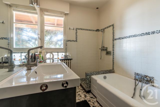 maison à vendre - 5 pièces - 125.87 m2 - CHENNEVIERES SUR MARNE - 94 - ILE-DE-FRANCE - Century 21 Concordance Immobilier