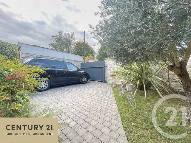 maison à vendre - 7 pièces - 159.73 m2 - ST MAUR DES FOSSES - 94 - ILE-DE-FRANCE - Century 21 Concordance Immobilier