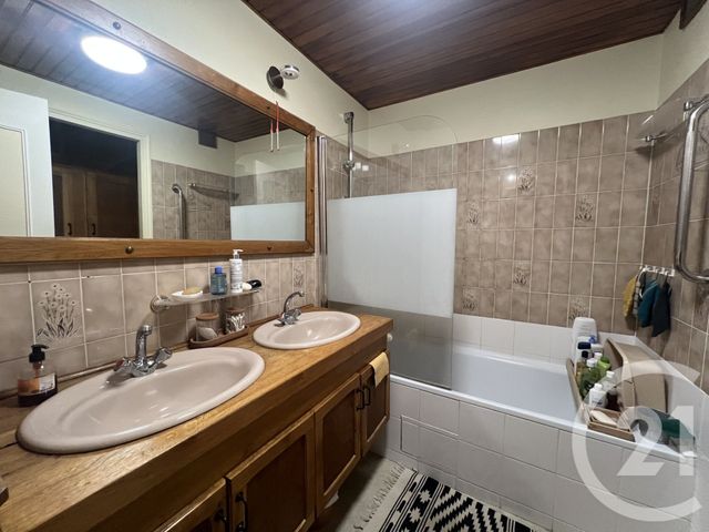 Appartement F3 à louer - 3 pièces - 64.54 m2 - ST MAUR DES FOSSES - 94 - ILE-DE-FRANCE - Century 21 Concordance Immobilier