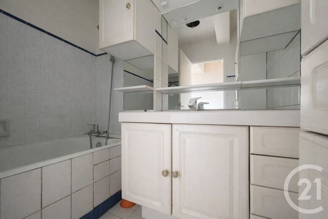 Appartement F3 à vendre - 3 pièces - 65.7 m2 - ST MAUR DES FOSSES - 94 - ILE-DE-FRANCE - Century 21 Concordance Immobilier