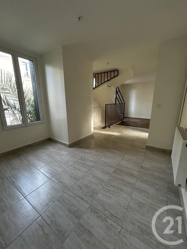 maison à louer - 4 pièces - 77.67 m2 - PIERREFITTE SUR SEINE - 93 - ILE-DE-FRANCE - Century 21 Concordance Immobilier