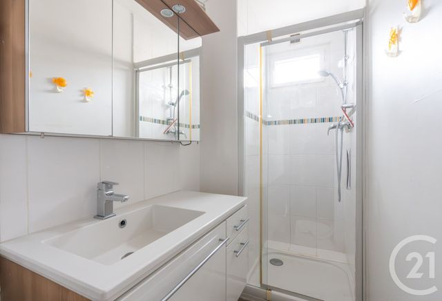 Appartement F5 à vendre - 5 pièces - 98.58 m2 - ST MAUR DES FOSSES - 94 - ILE-DE-FRANCE - Century 21 Concordance Immobilier