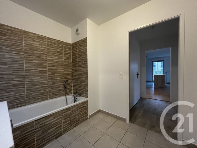 Appartement F3 à louer - 3 pièces - 62.52 m2 - ORMESSON SUR MARNE - 94 - ILE-DE-FRANCE - Century 21 Concordance Immobilier