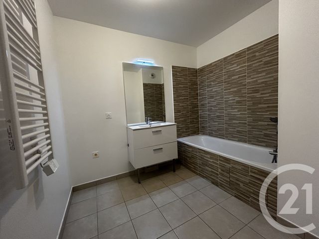 Appartement F3 à louer - 3 pièces - 62.52 m2 - ORMESSON SUR MARNE - 94 - ILE-DE-FRANCE - Century 21 Concordance Immobilier