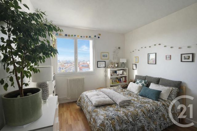 Appartement F2 à vendre - 2 pièces - 43.78 m2 - ST MAUR DES FOSSES - 94 - ILE-DE-FRANCE - Century 21 Concordance Immobilier