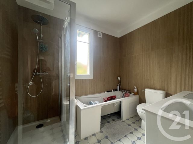 maison à vendre - 6 pièces - 107.71 m2 - ST MAUR DES FOSSES - 94 - ILE-DE-FRANCE - Century 21 Concordance Immobilier