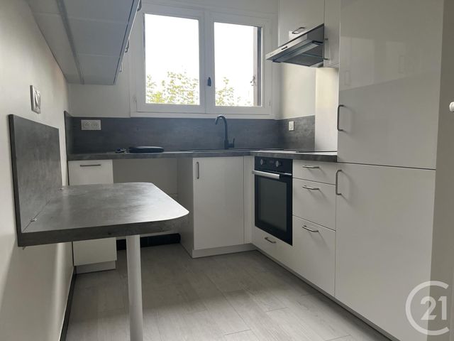 Appartement F4 à louer - 4 pièces - 78.08 m2 - ST MAUR DES FOSSES - 94 - ILE-DE-FRANCE - Century 21 Concordance Immobilier