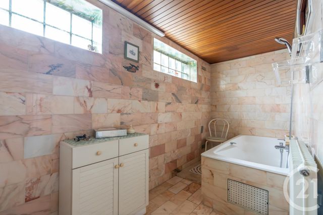 maison à vendre - 6 pièces - 149.87 m2 - ST MAUR DES FOSSES - 94 - ILE-DE-FRANCE - Century 21 Concordance Immobilier