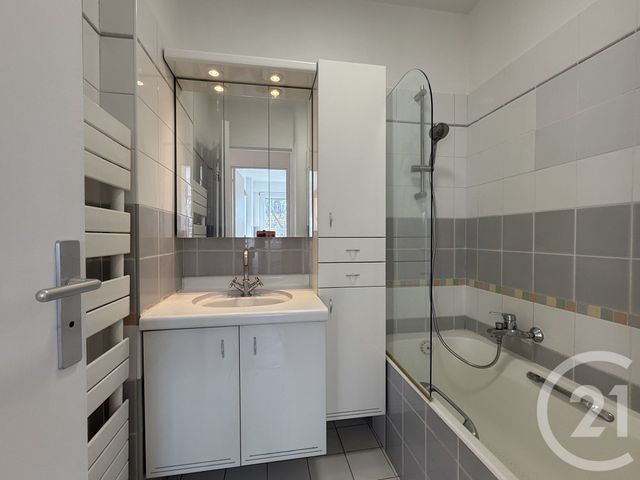 Appartement F2 à louer - 2 pièces - 45.48 m2 - ST MAUR DES FOSSES - 94 - ILE-DE-FRANCE - Century 21 Concordance Immobilier