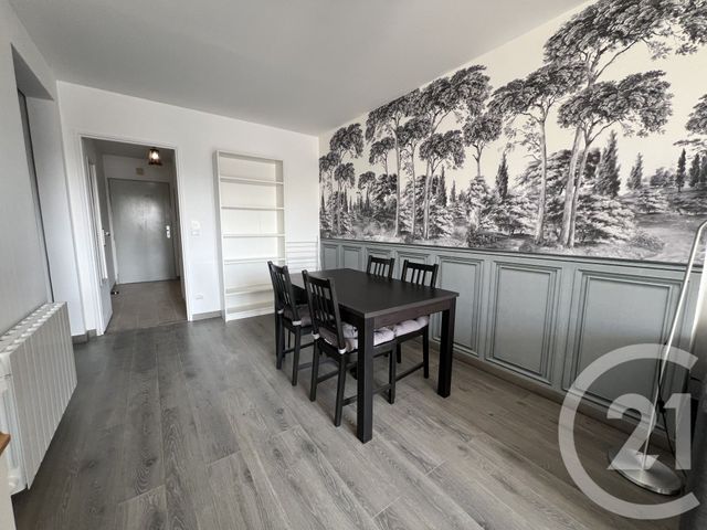 Appartement F2 à vendre - 2 pièces - 48.5 m2 - STE GENEVIEVE DES BOIS - 91 - ILE-DE-FRANCE - Century 21 Concordance Immobilier