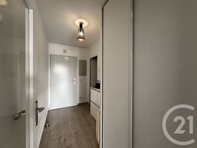 Appartement F2 à vendre - 2 pièces - 48.5 m2 - STE GENEVIEVE DES BOIS - 91 - ILE-DE-FRANCE - Century 21 Concordance Immobilier