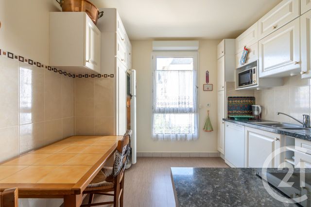 Appartement F5 à vendre - 5 pièces - 101.26 m2 - ST MAUR DES FOSSES - 94 - ILE-DE-FRANCE - Century 21 Concordance Immobilier